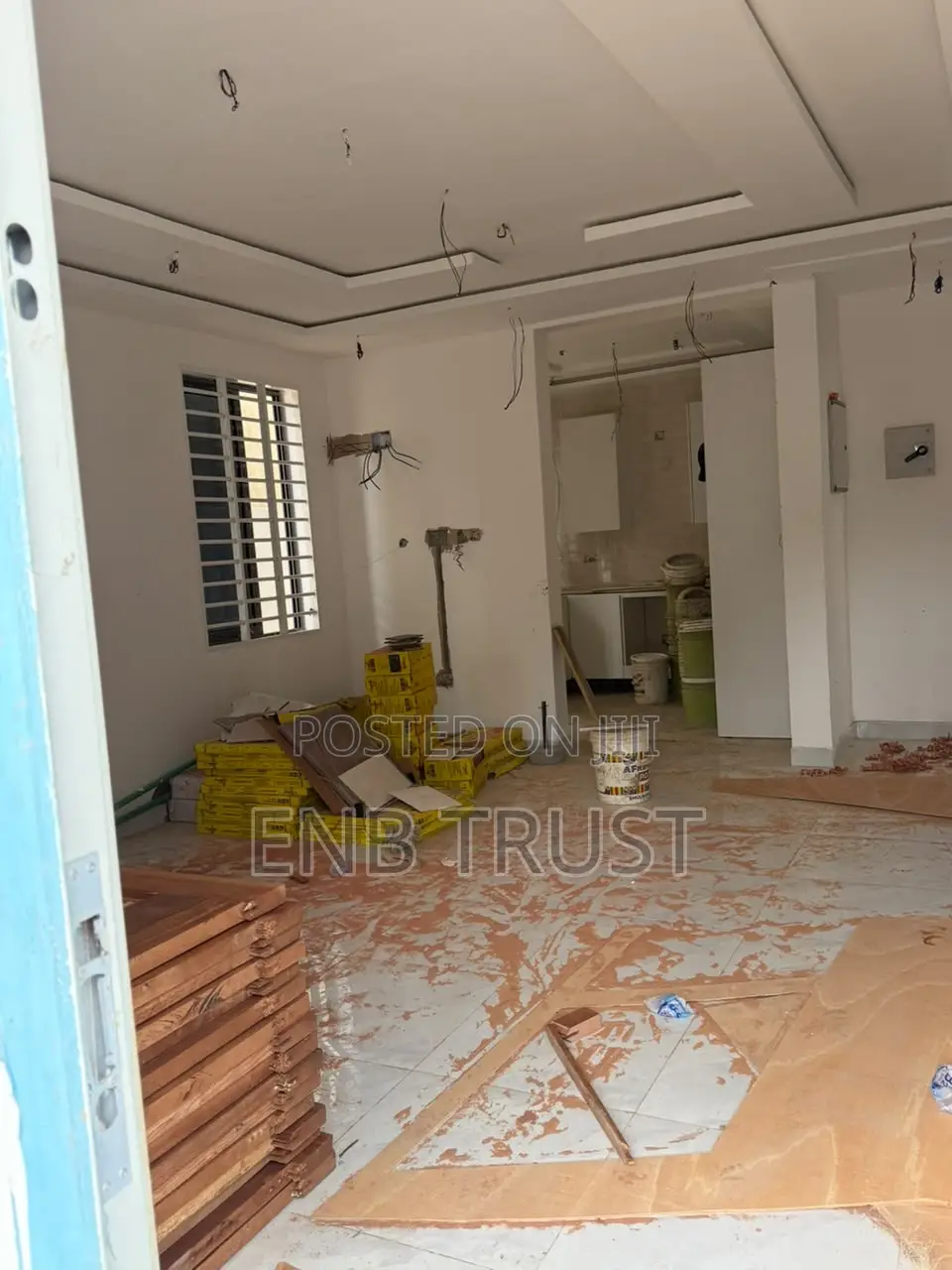 4bdrm Duplex in Sakumono for sale