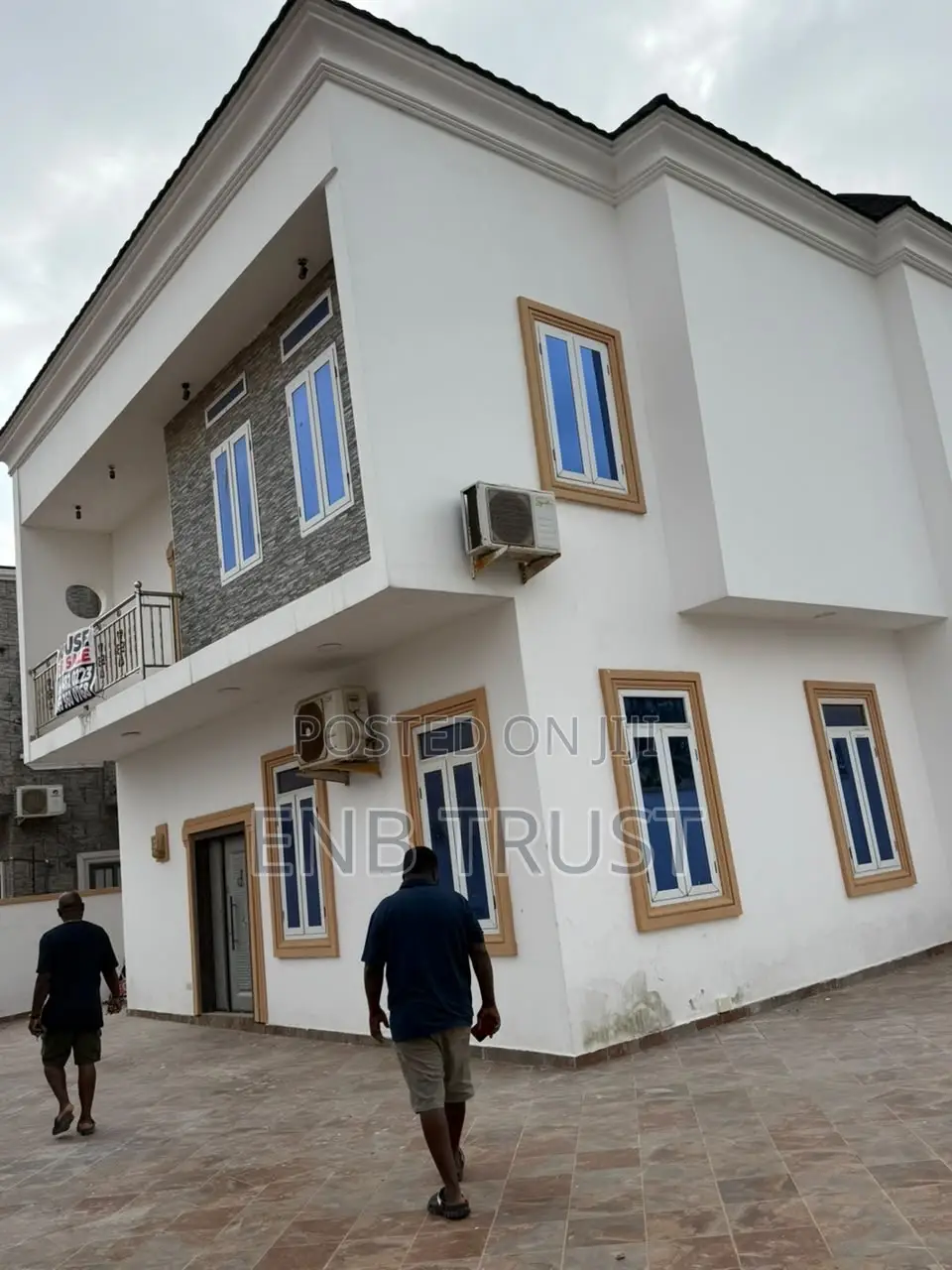 4bdrm Duplex in Lashibi, Sakumono for sale