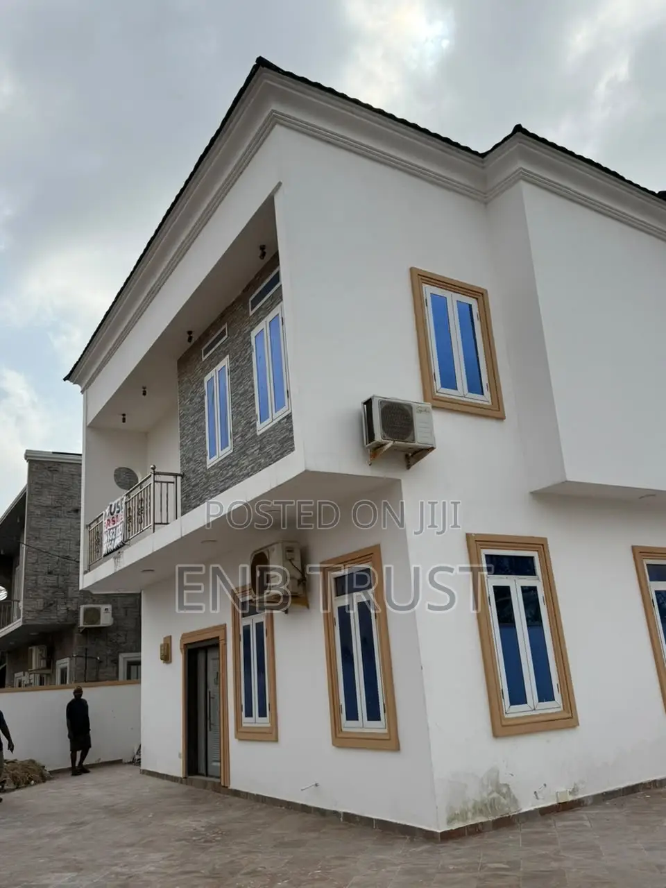 4bdrm Duplex in Lashibi, Sakumono for sale