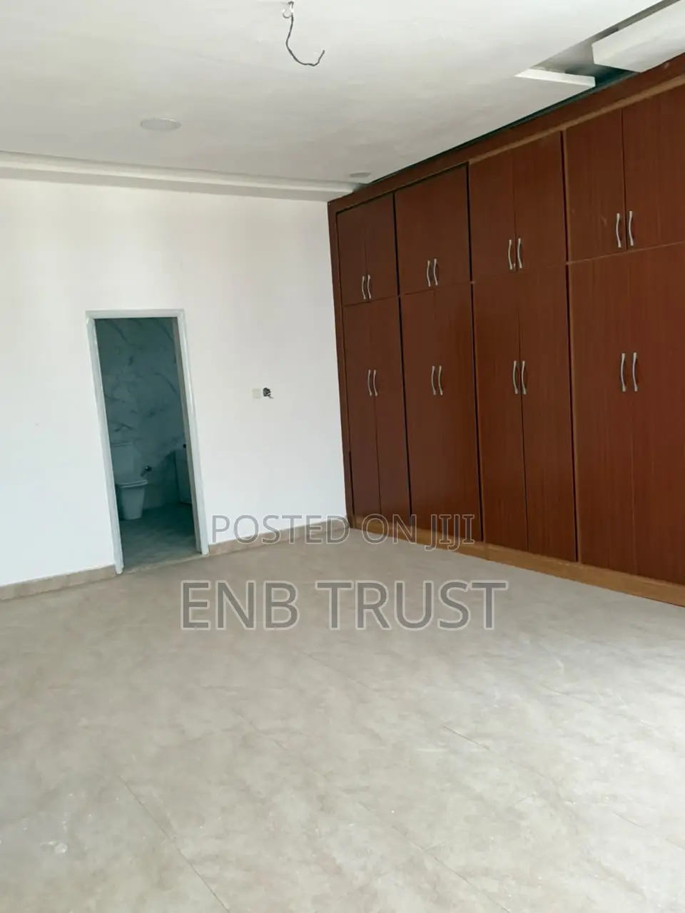 4bdrm Duplex in Lashibi, Sakumono for sale