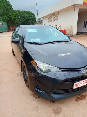 Toyota Corolla 2017 Black