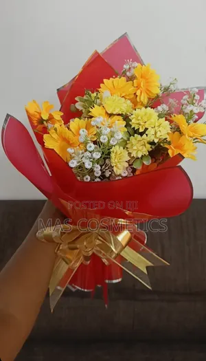 Artificial Flower Bouquet - Mixed Yellow and White