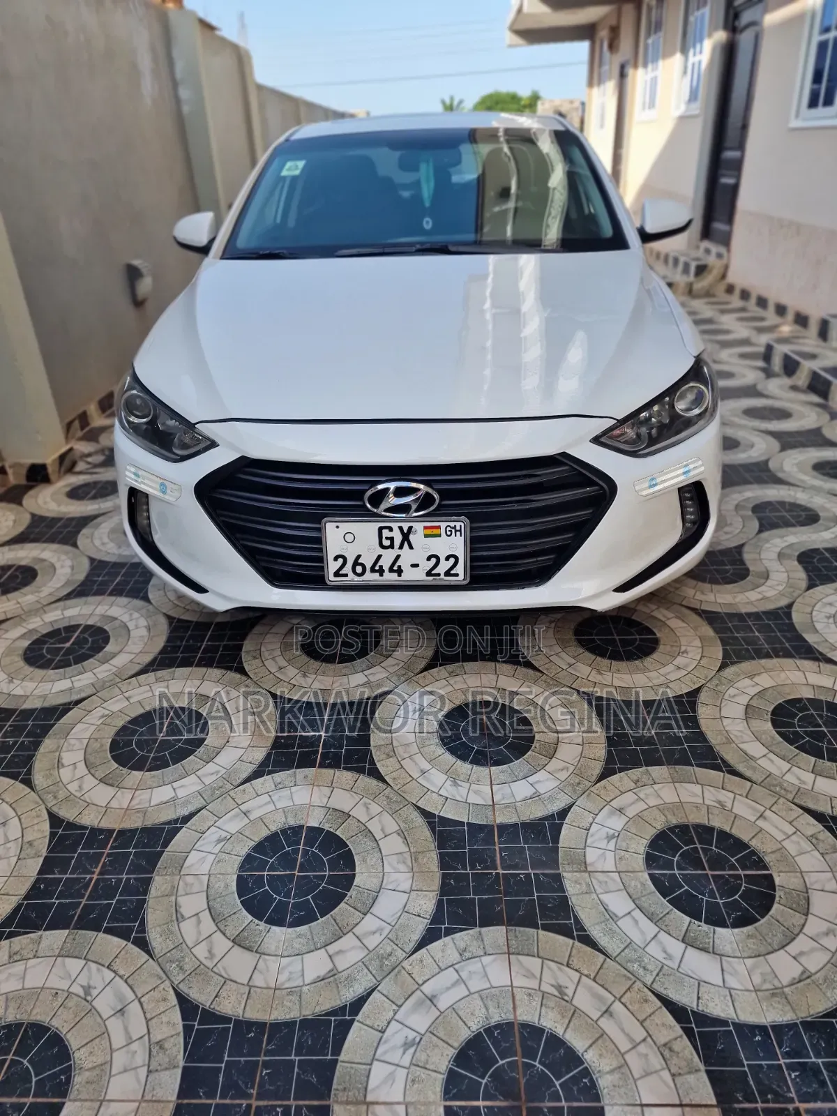 Hyundai Elantra 2018 White