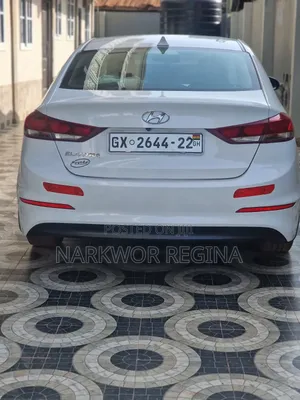 Hyundai Elantra 2018 White