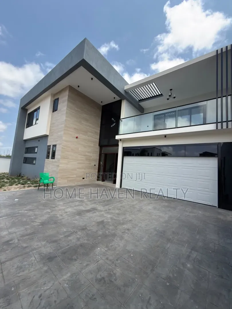 5bdrm House in Trassacco Springs, Police Station for sale