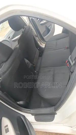 Toyota Corolla S 4dr Sedan (1.8L 4cyl 4A) 2012 White