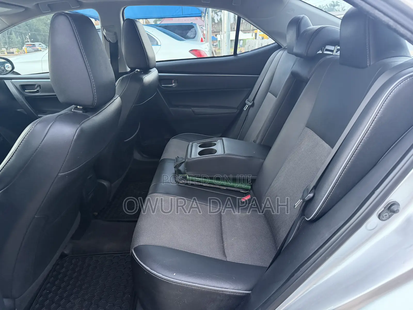 Toyota Corolla S 4dr Sedan (1.8L 4cyl CVT) 2016 Silver