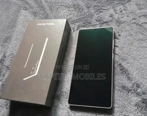 New Samsung Galaxy S25 Ultra 1 TB Gold