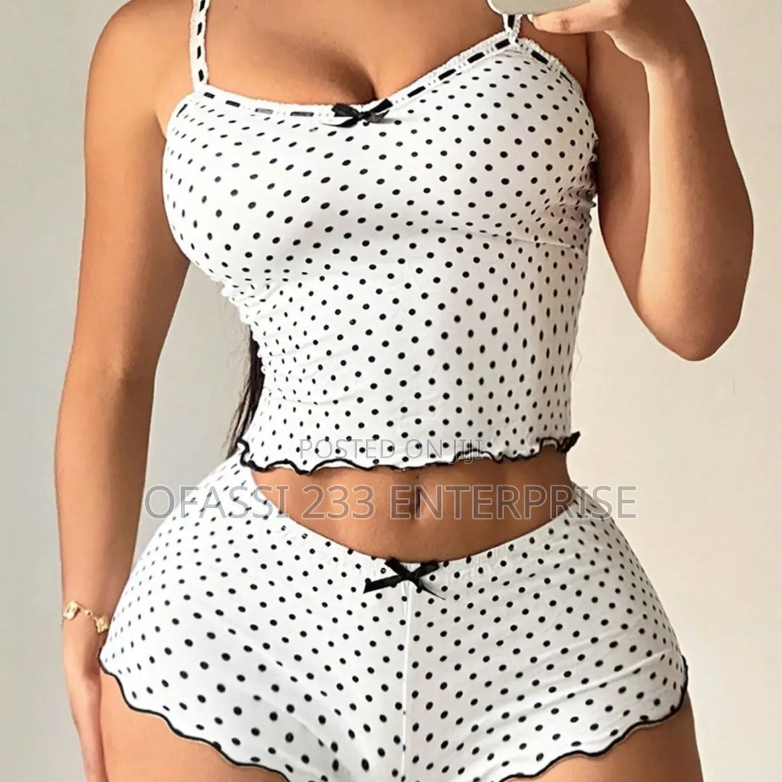 Sleeveless Ladies Bow- Tie