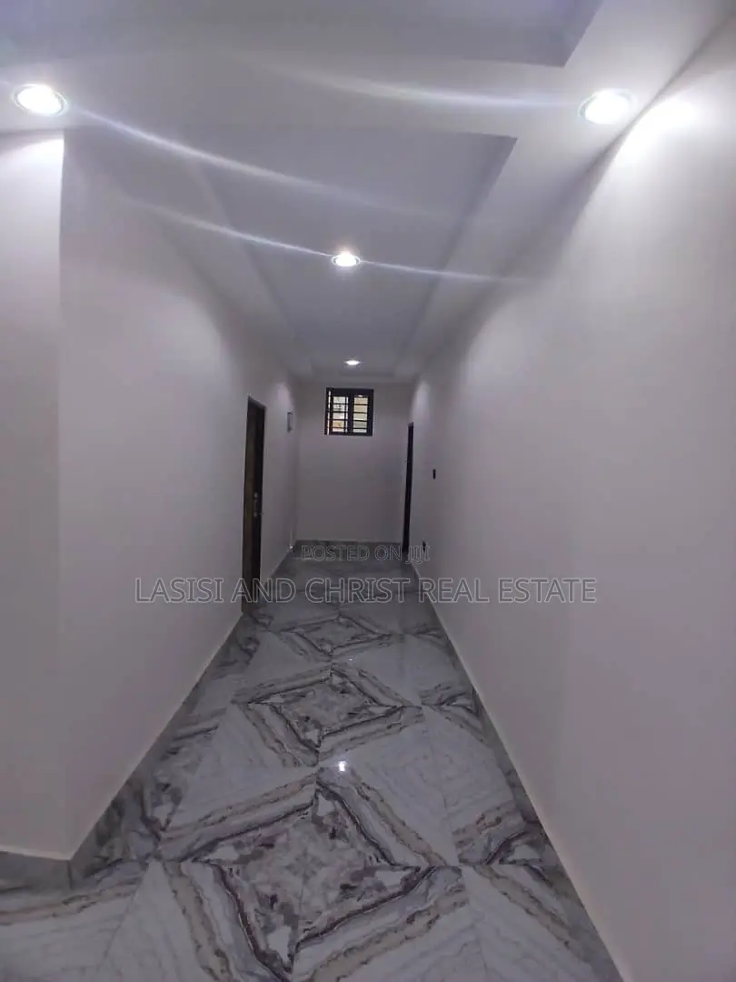 2bdrm Apartment in Lasisi And Christ, Amasaman for rent