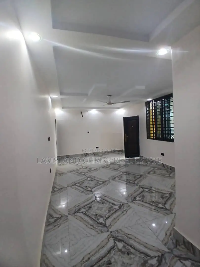 2bdrm Apartment in Lasisi And Christ, Amasaman for rent