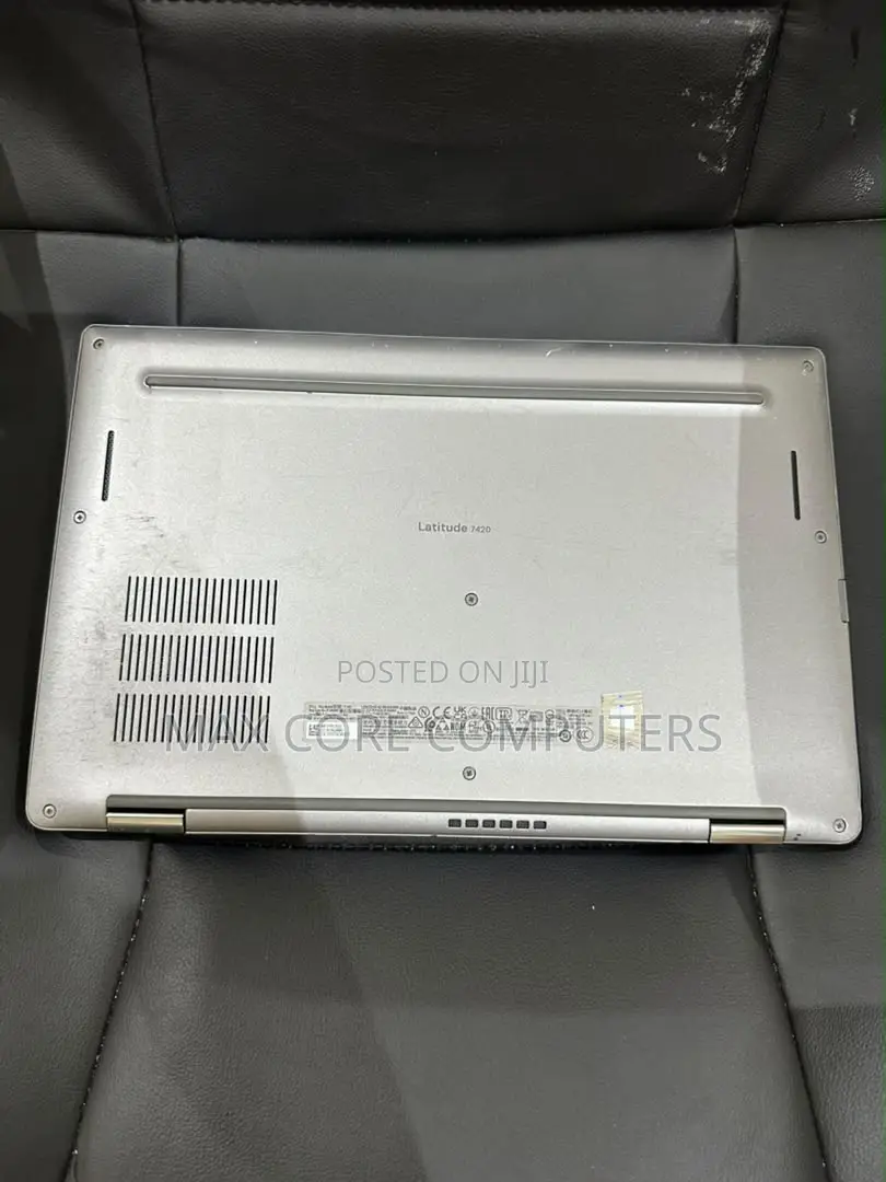 Laptop Dell Latitude 7420 16GB Intel Core i7 SSD 256GB