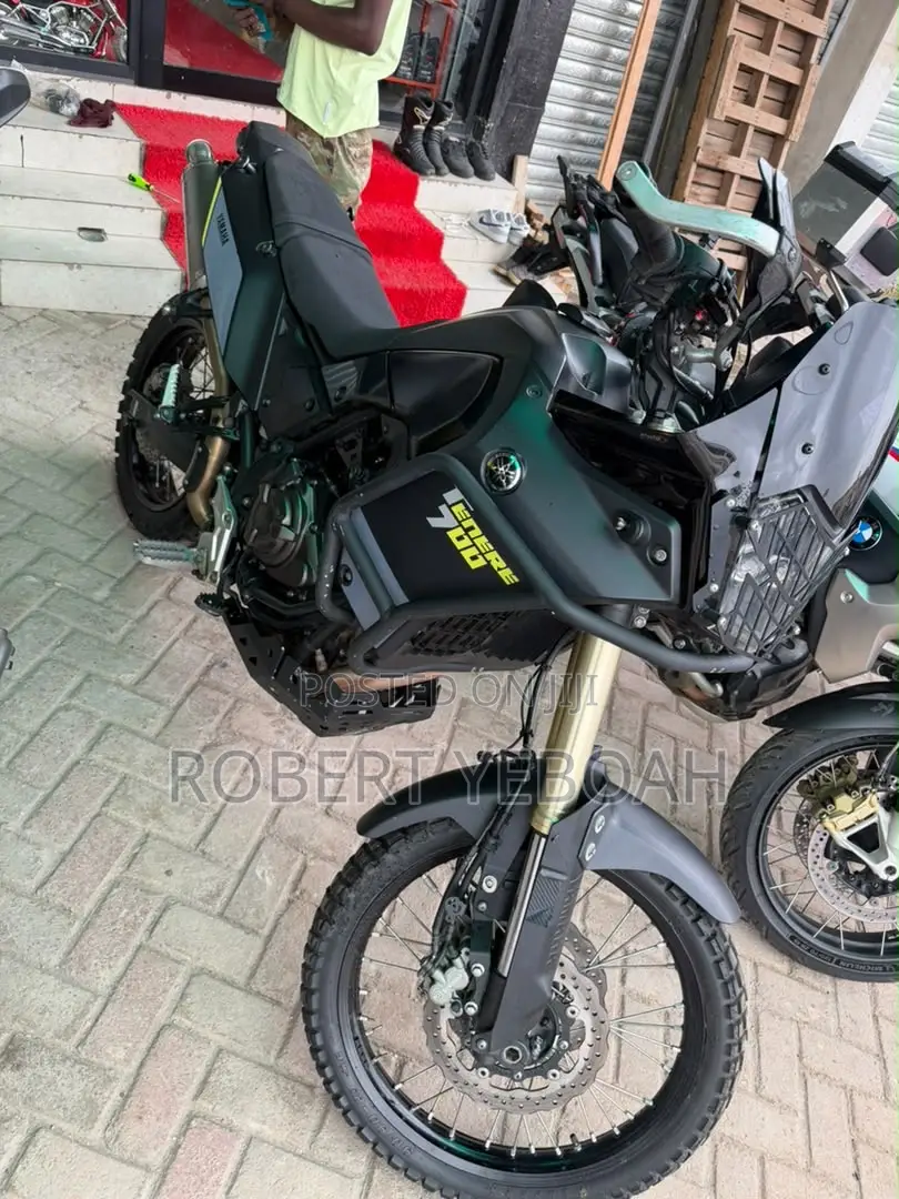 Yamaha 2019 Black