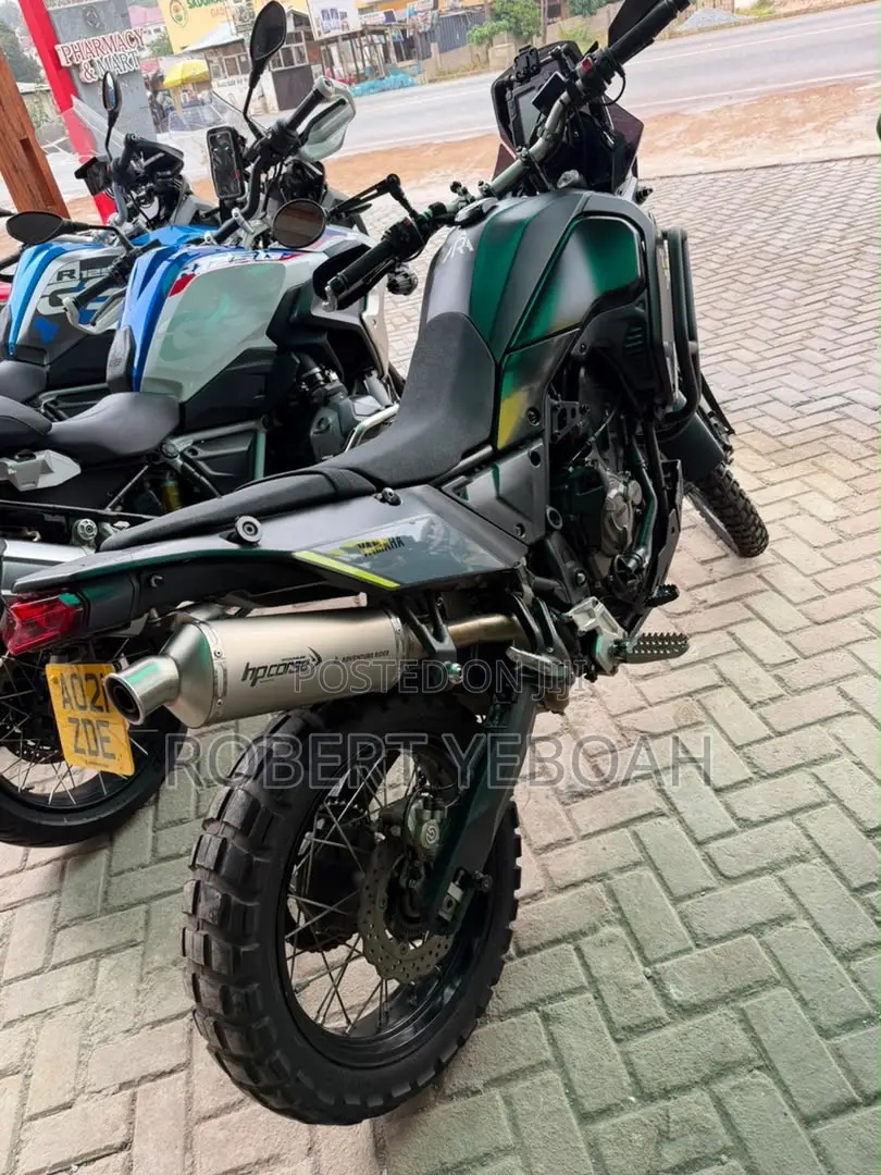 Yamaha 2019 Black