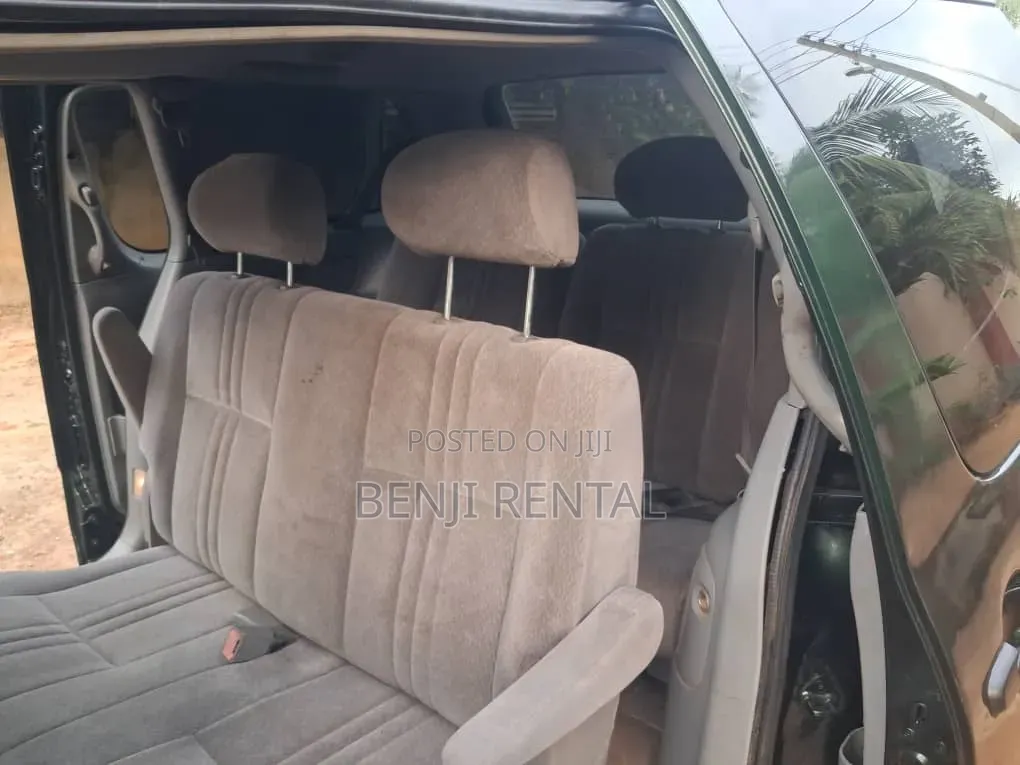 Toyota Sienna 2005 Black