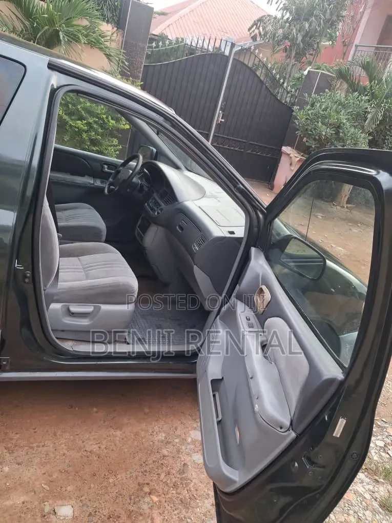 Toyota Sienna 2005 Black