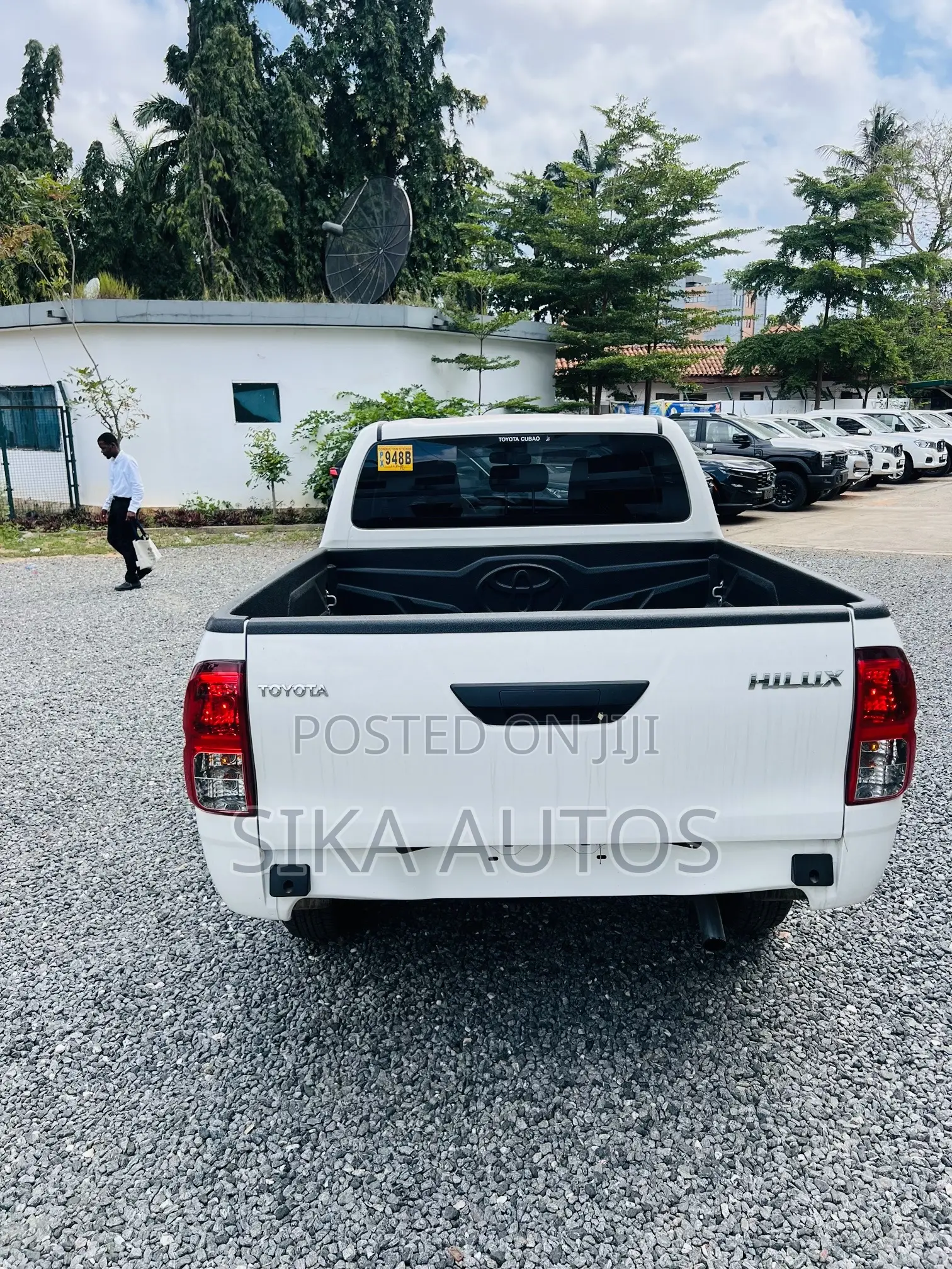 New Toyota Hilux 2025 White