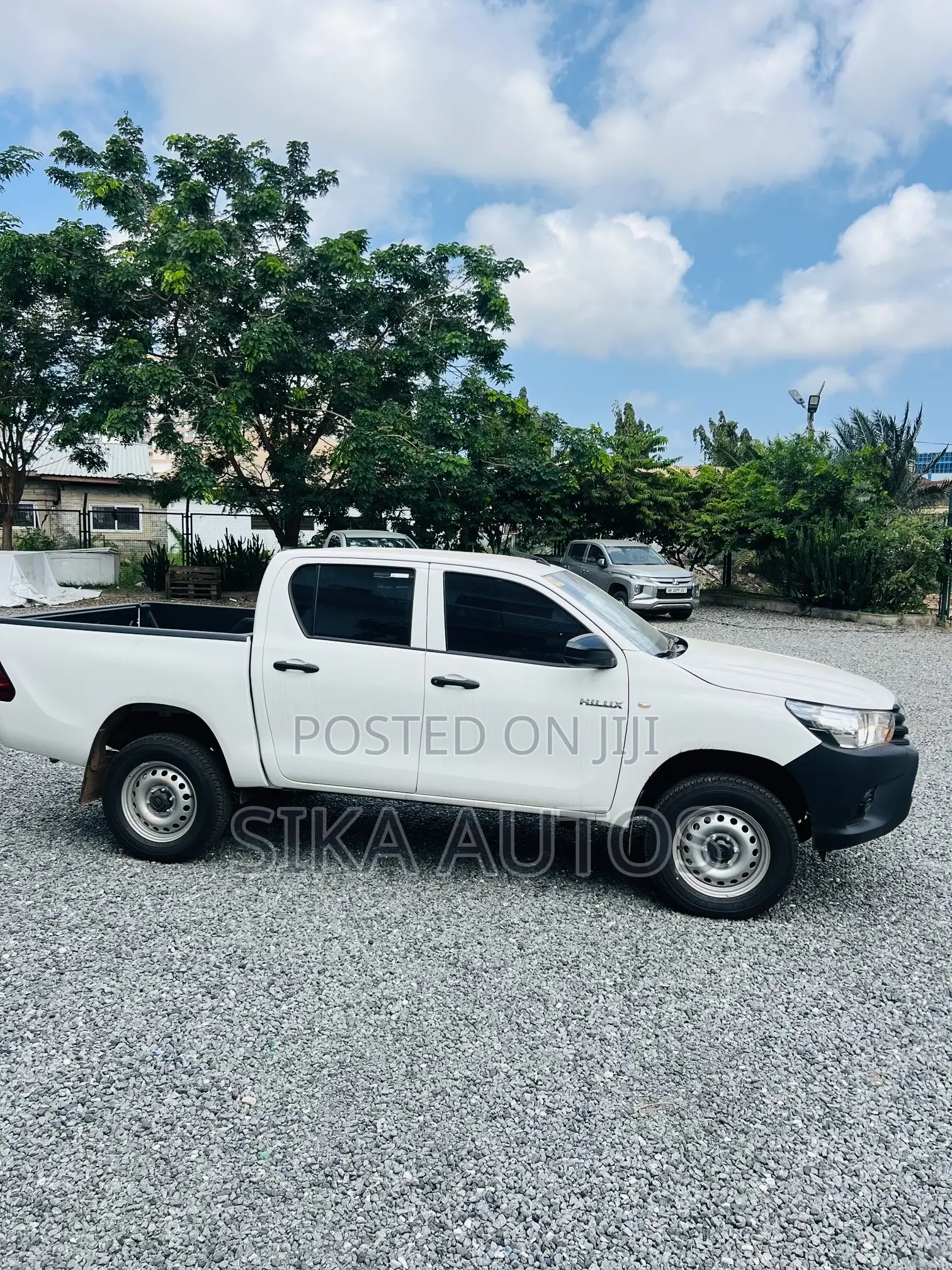 New Toyota Hilux 2025 White