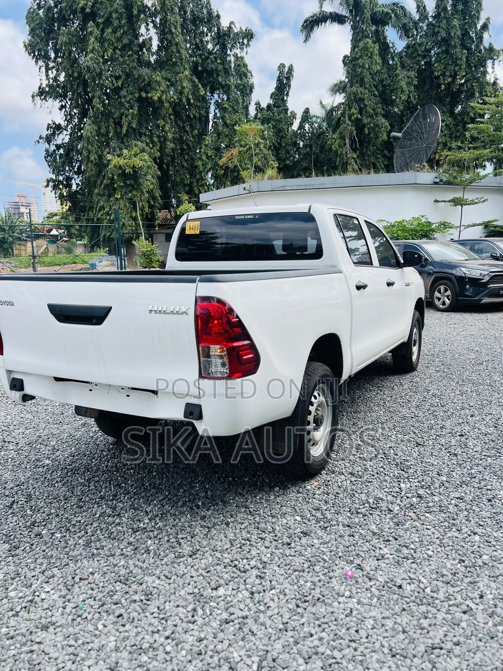 New Toyota Hilux 2025 White