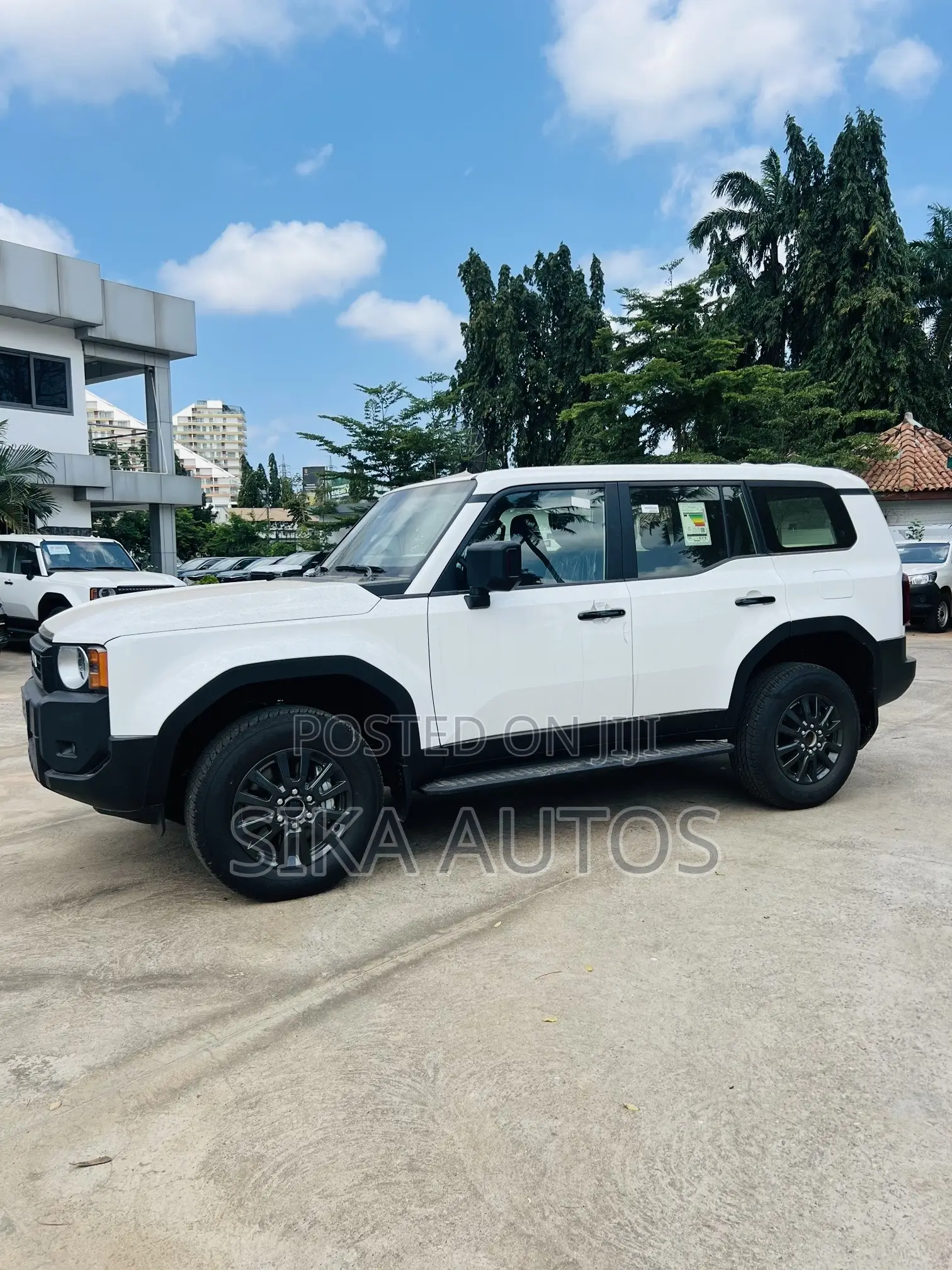 New Toyota Land Cruiser Prado 2.8 2024 White