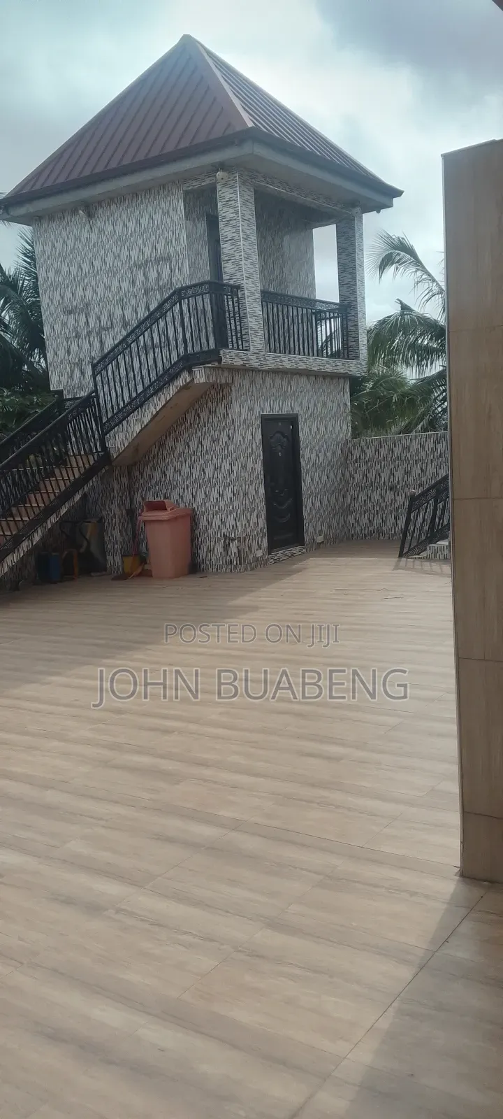 5bdrm House in Roman Winger Cp, Adade for sale