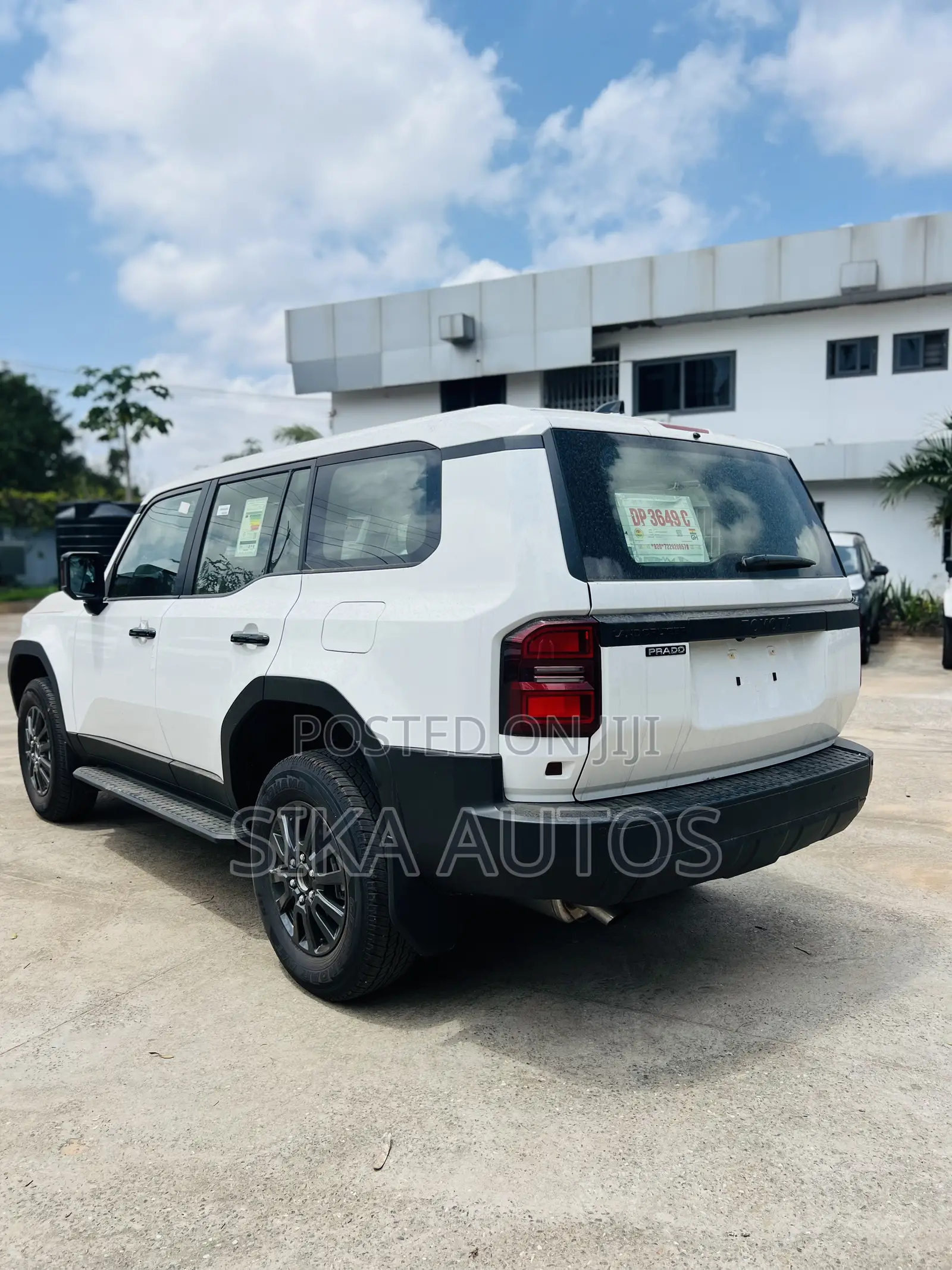 New Toyota Land Cruiser Prado 2.8 2024 White