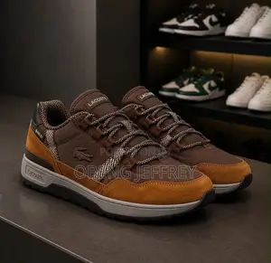 Original Lacoste T Clip Winter in Brown or Black