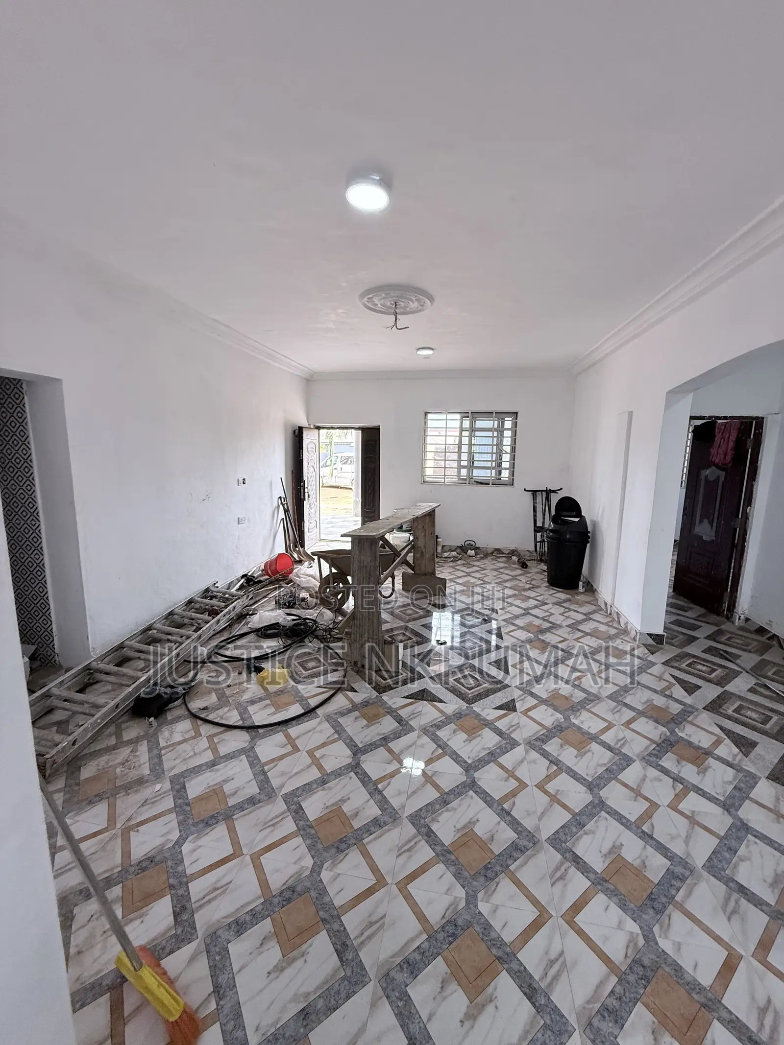 2bdrm Apartment in Old Barrier for rent