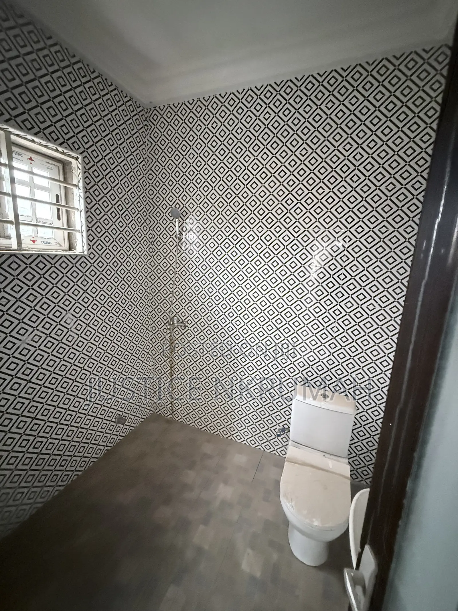 2bdrm Apartment in Old Barrier for rent