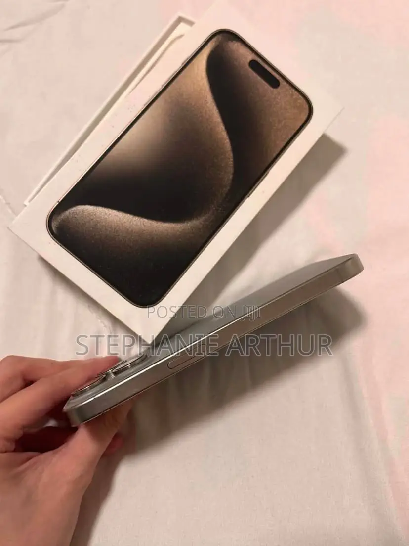 Apple iPhone 15 Pro Max 256 GB Gold