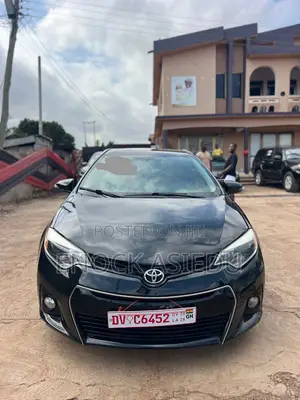Toyota Corolla S 4dr Sedan (1.8L 4cyl CVT) 2015 Black