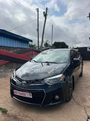 Toyota Corolla S 4dr Sedan (1.8L 4cyl CVT) 2015 Black