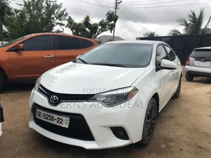 Toyota Corolla 2015 White