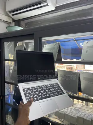 Laptop HP ProBook 445 G7 8GB AMD Ryzen 5 SSD 256GB