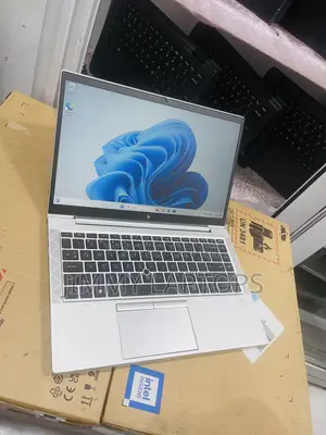 Laptop HP EliteBook 840 G7 16GB AMD Ryzen 3 SSD 256GB