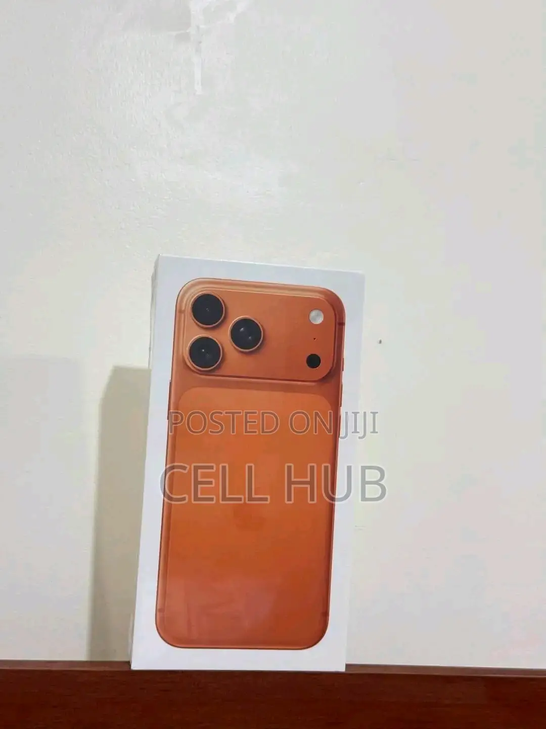 New Apple iPhone 17 Pro Max 1 TB Orange