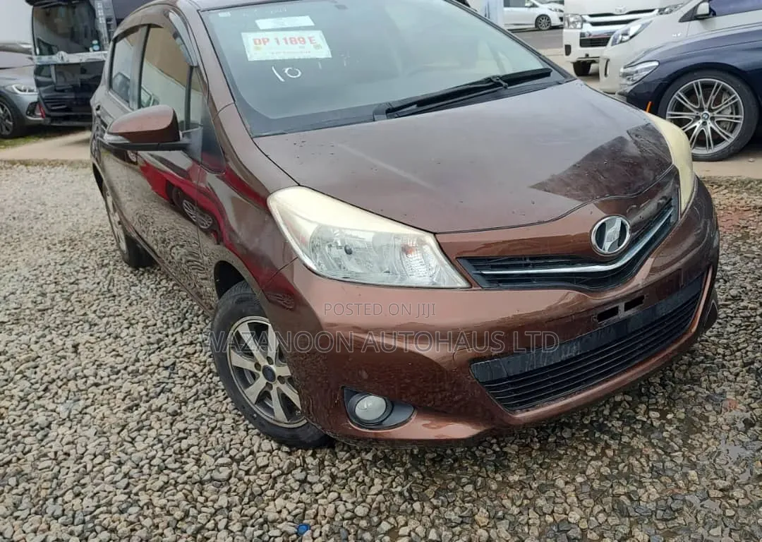 Toyota Vitz 2014 Brown