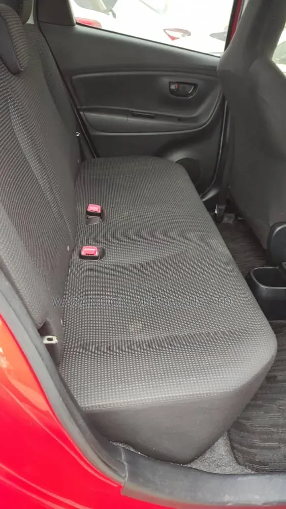 Toyota Vitz 2015 Red