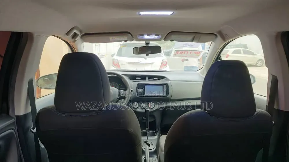 Toyota Vitz 2016 Black