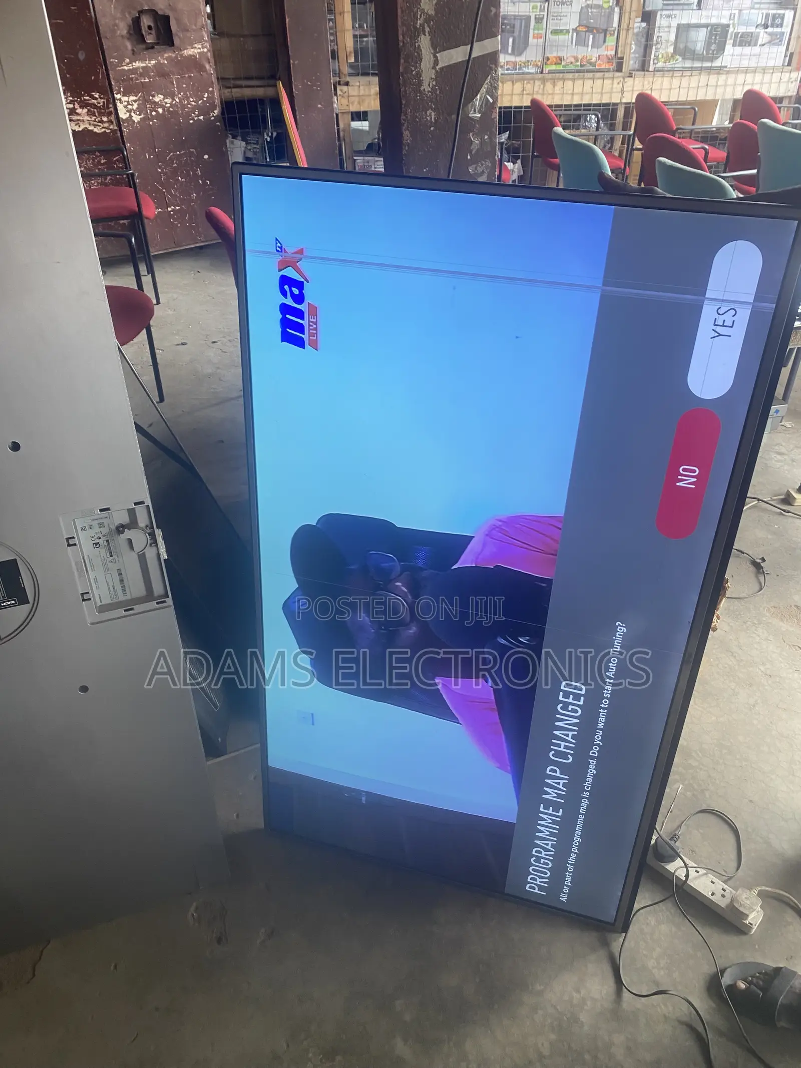 A Very Nice Home Used Smart 55 Inches TV for Sale