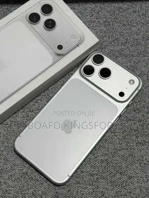 New Apple iPhone 17 Pro Max 256 GB Silver