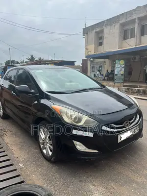 Hyundai Elantra 2012 Black