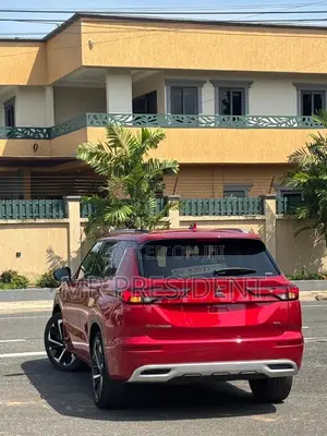 Mitsubishi Outlander SEL 2022 Burgundy