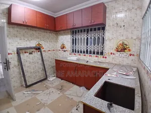 3bdrm House in Shell Sign Board, Coca Cola for rent