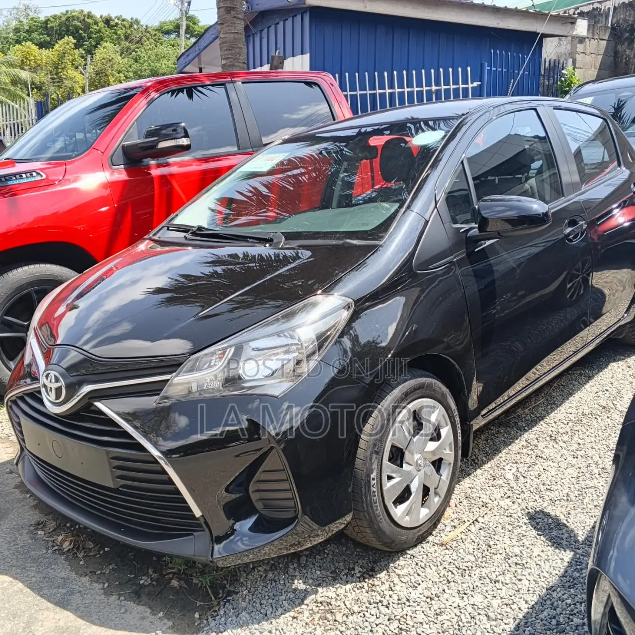 Toyota Yaris 2017 Black