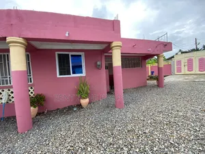 4bdrm Apartment in Ofankor for sale