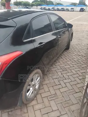 Hyundai Elantra 2012 Black