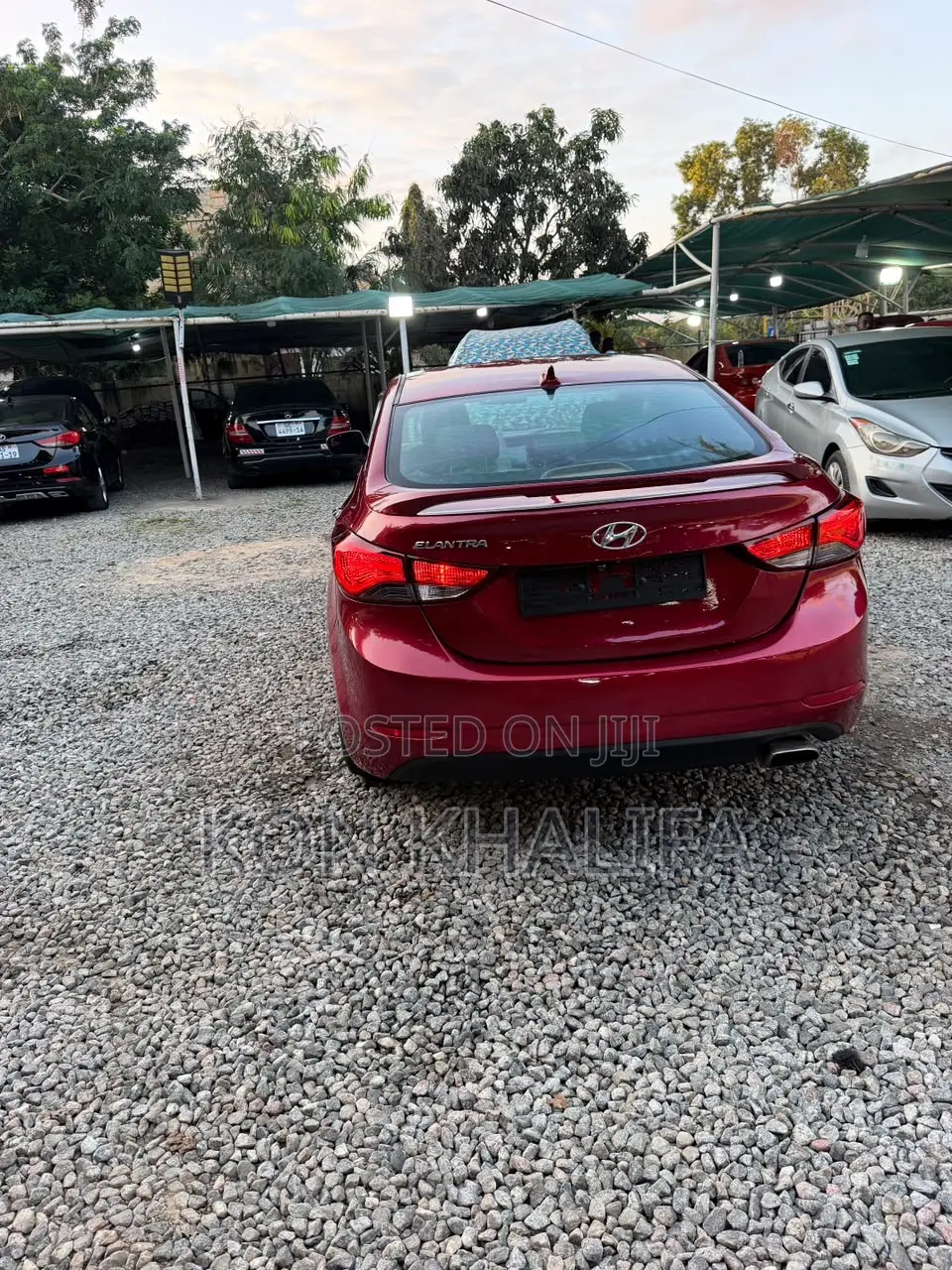 Hyundai Elantra Limited 4dr Sedan (1.8L 4cyl 6A) 2015 Red