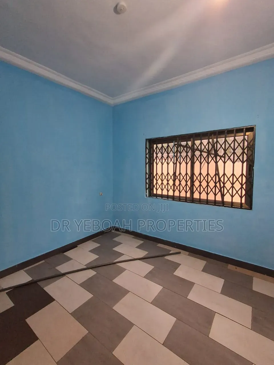 2bdrm House in Spintex Road:- 2, Manet Junction for rent