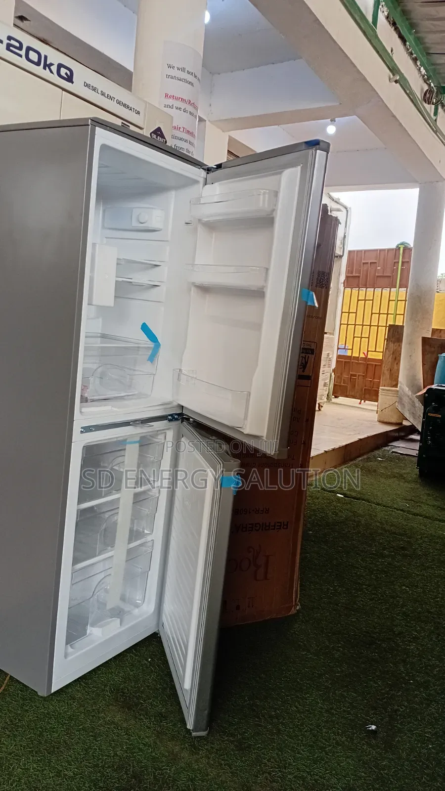 Roch 147 Liters Fridge – Modern Double Door Refrigerator